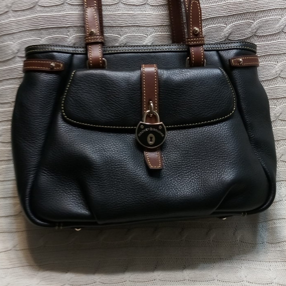 Dooney & Bourke Handbag